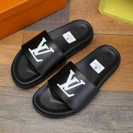 Picture of LV Slippers _SKU514975377701942